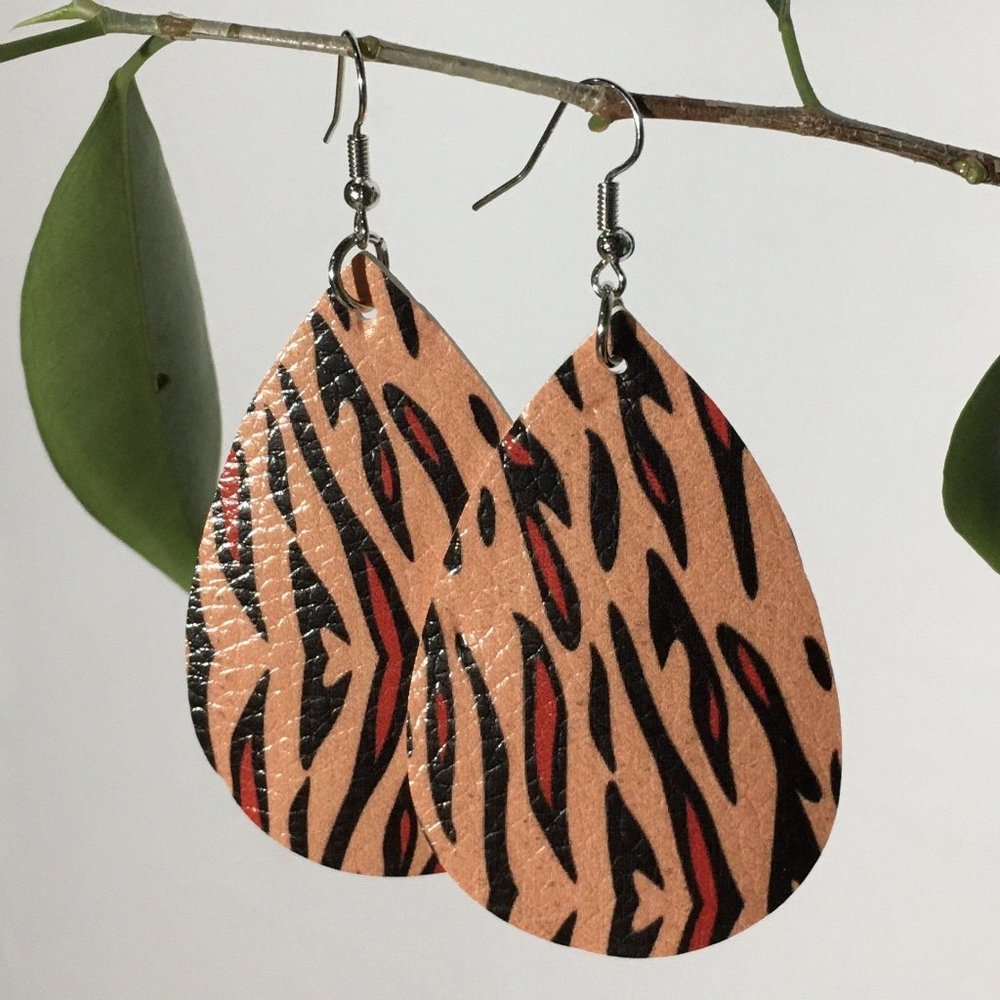 NEW Leather Teardrop Tiger Striped Earrings - Picture 1 of 1
